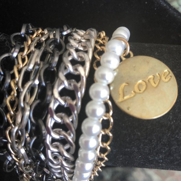 Fun multi strand bracelet - Picture 1 of 1